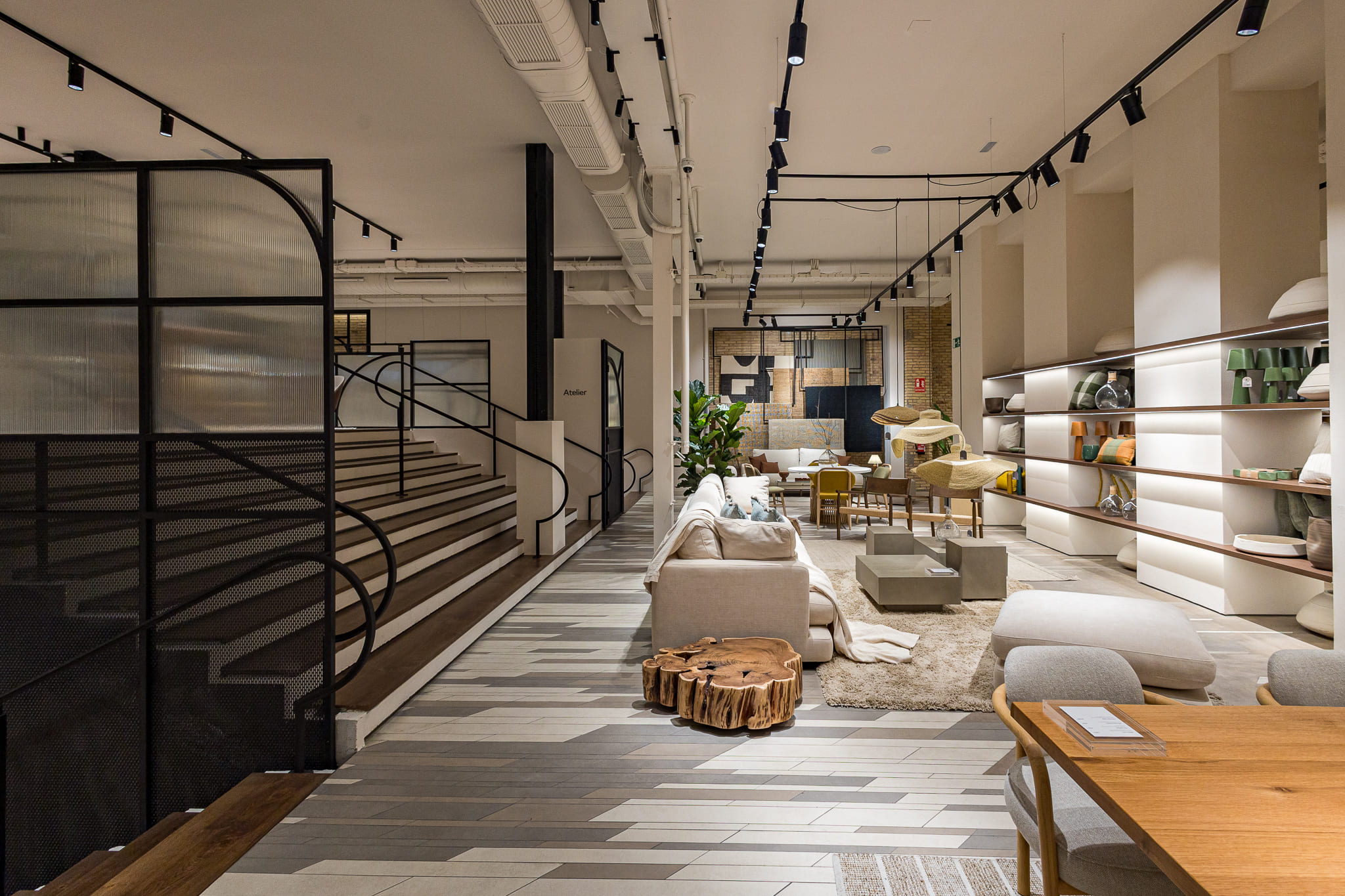 Construnext- Kave Home flagship store 10